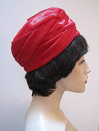 Ladies 22 Red Hat by Reggie of Wilshire 1160