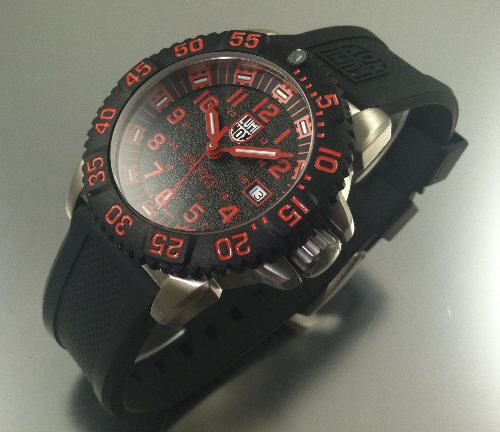 Mens Luminox Navy Seal Steel Colomark Watch 3165