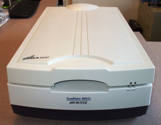 Microtek Scanmaker 9800XL TMA 1600 Transparency Scanner