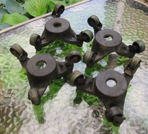 Set of 4 Vtg Cast Iron Moving Casters Stove Furniture Cabinet