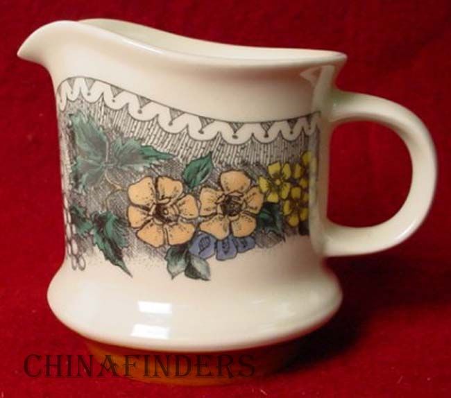 Goebel China Burgund pttrn Creamer Cream Pitcher Jug