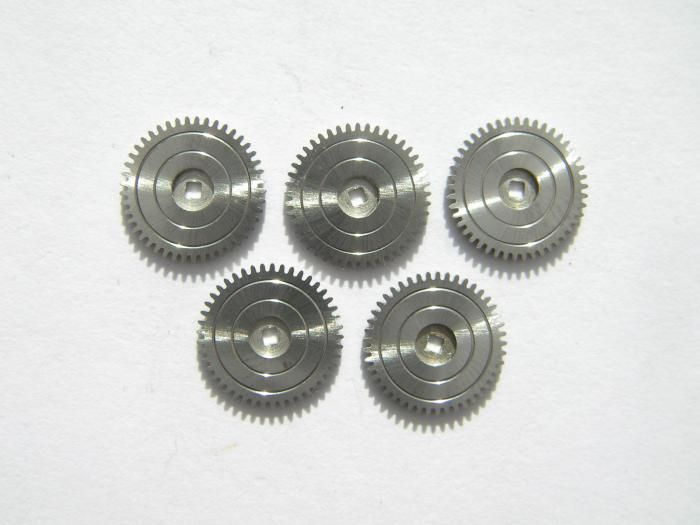 Cortebert Lot of 5 Watch Parts Cal 635 Ratchet Wheels