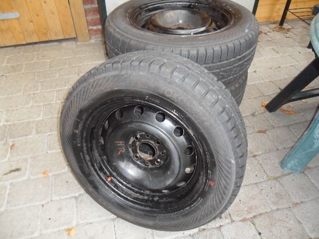 Winterräder Winterreifen 195/65 R 15 91T Yokohama MS