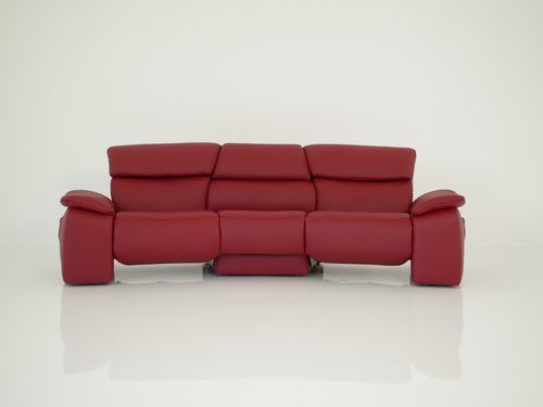 Neues XXL Trapezsofa 4032 in Dickleder und Elektroantrieb von HIMOLLA