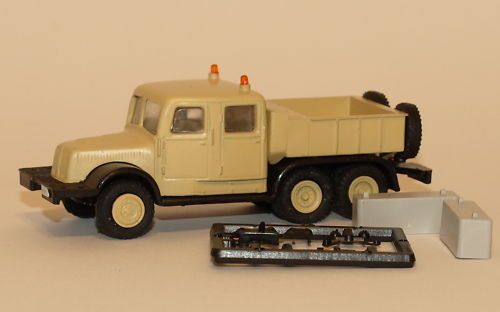 ESPEWE Tatra T 141 Zugmaschine ( DDR ) OVP, 187, 1/16