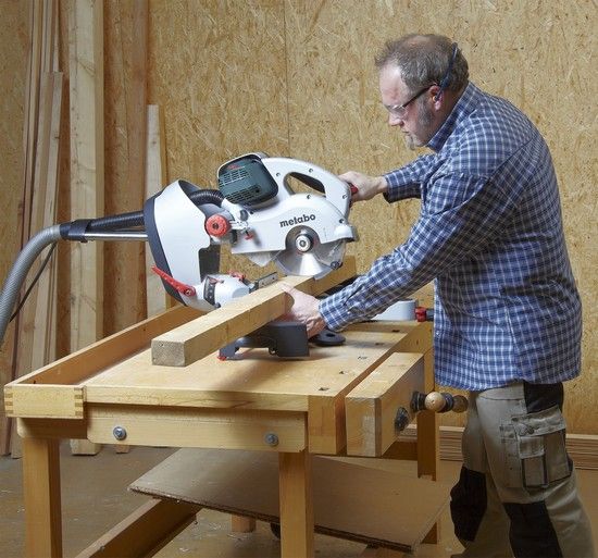 Metabo Kapp  und Gehrungssäge KGS 216 PLUS mit Zugfunktion