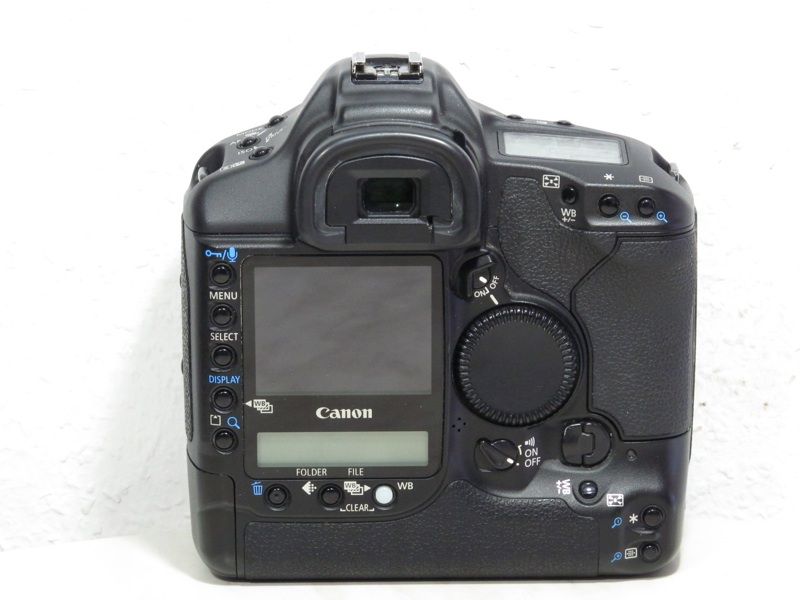 Canon EOS 1D Mark II N