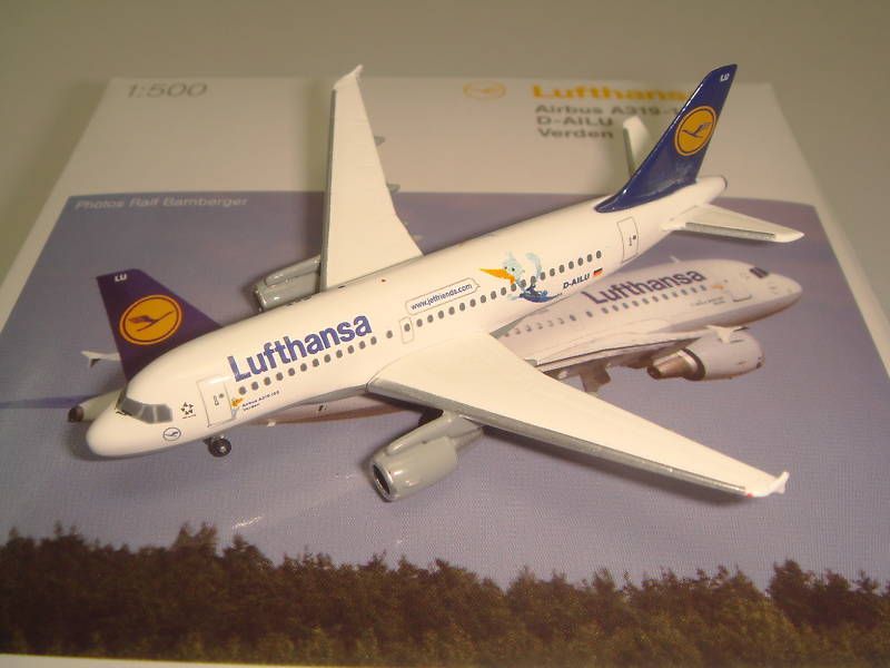 Herpa Wings Lufthansa A319 1990s color  LU & Cosmo NG