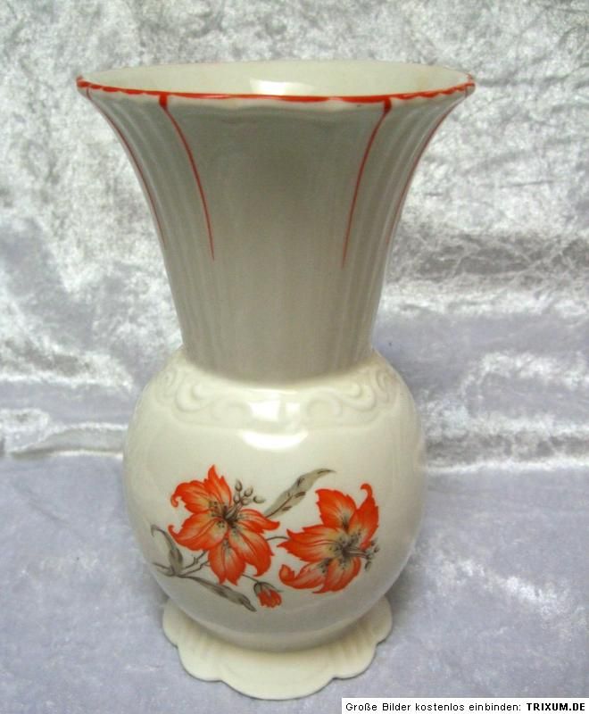 Porzellan Steinmann Tiefenfurt Blüten Blumenvase