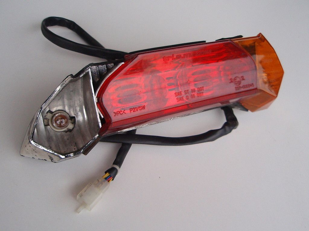 RST 1000 Futura PW Ruecklicht Hecklicht tail light Licht Leuchte