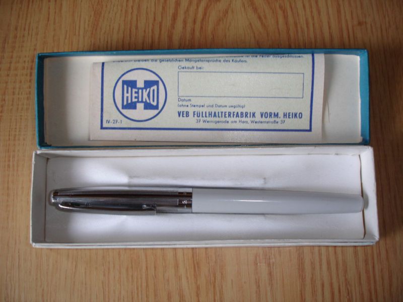 VINTAGE GDR FOUNTAIN PEN HEIKO 442 IN BOX