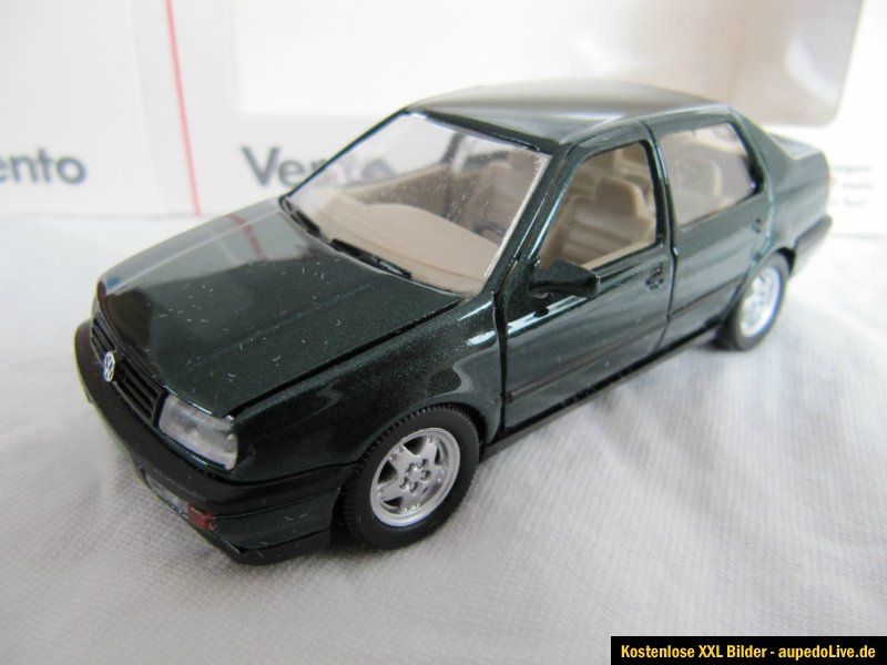 Schabak VOLKSWAGEN VW VENTO in OVP. M1/43.