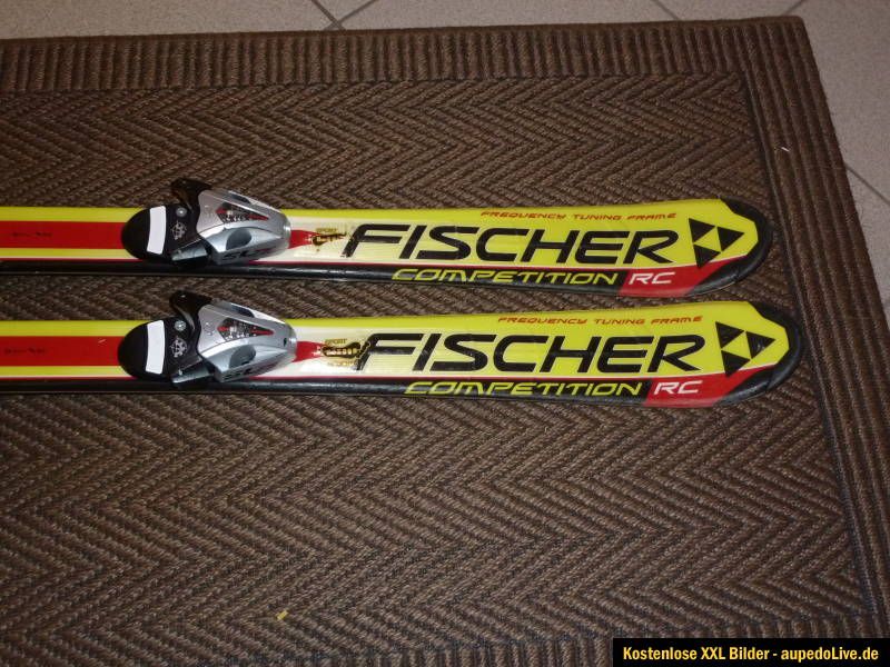 TOP CARVERSKI FISCHER RC4 RACE 150 cm ***