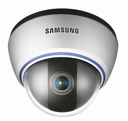 SAMSUNG SID 460P Farb Dome Kamera SSNR II 580TVL 3 10mm