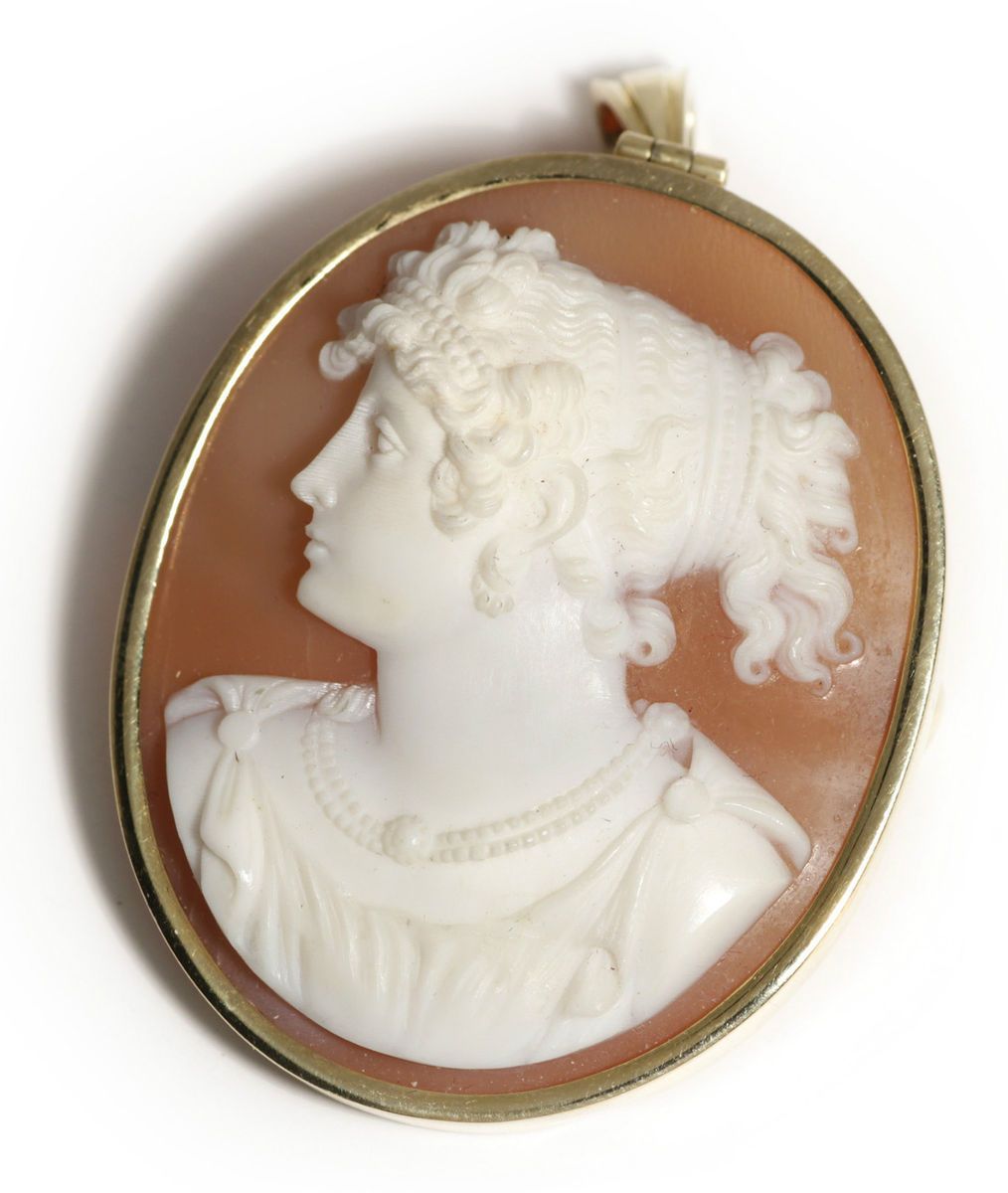 Um 1900 antike Gemme GOTTIN in 585 Gold Brosche Anhaenger Cameo Kamee