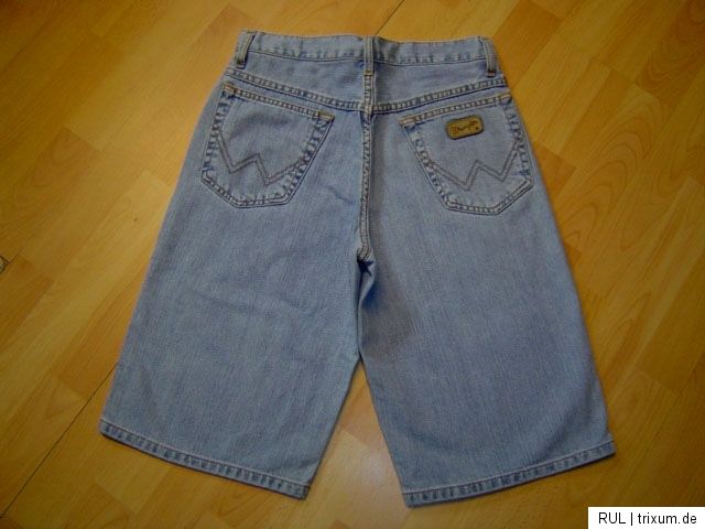 WRANGLER broken twill denim Jeansshorts Hawaii W28 NEU