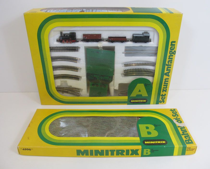 MINITRIXStartset + Gleiserweiterungs  SetOVP / 2 F 739