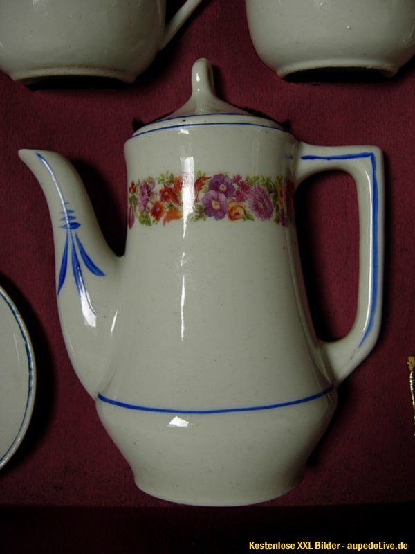 Jugendstil   altes Porzellan Puppengeschirr Puppenservice um 1900