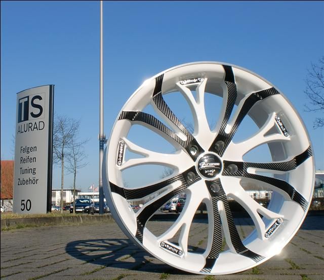 Barracuda Tzunamee 19 Zoll Racing White Wheelz Art Carbon Audi