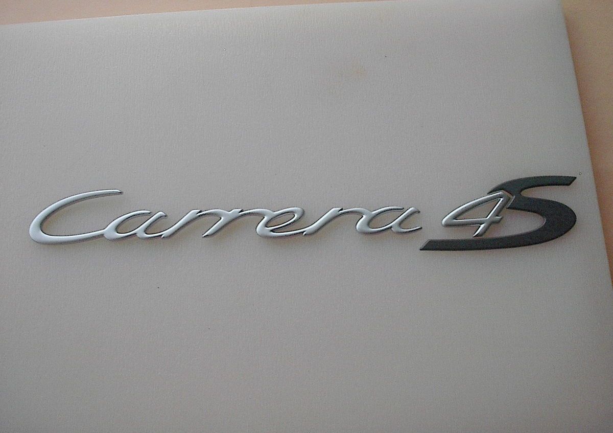 FÜR PORSCHE 993 CARRERA 4S SILBER SCHRIFTZUG EMBLEM ORIGINAL NEU